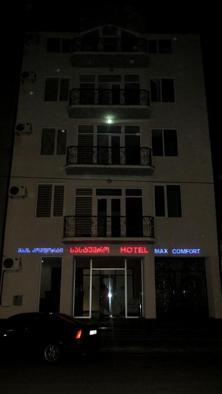 Max Comfort Hotel Kutaissi Exterior foto